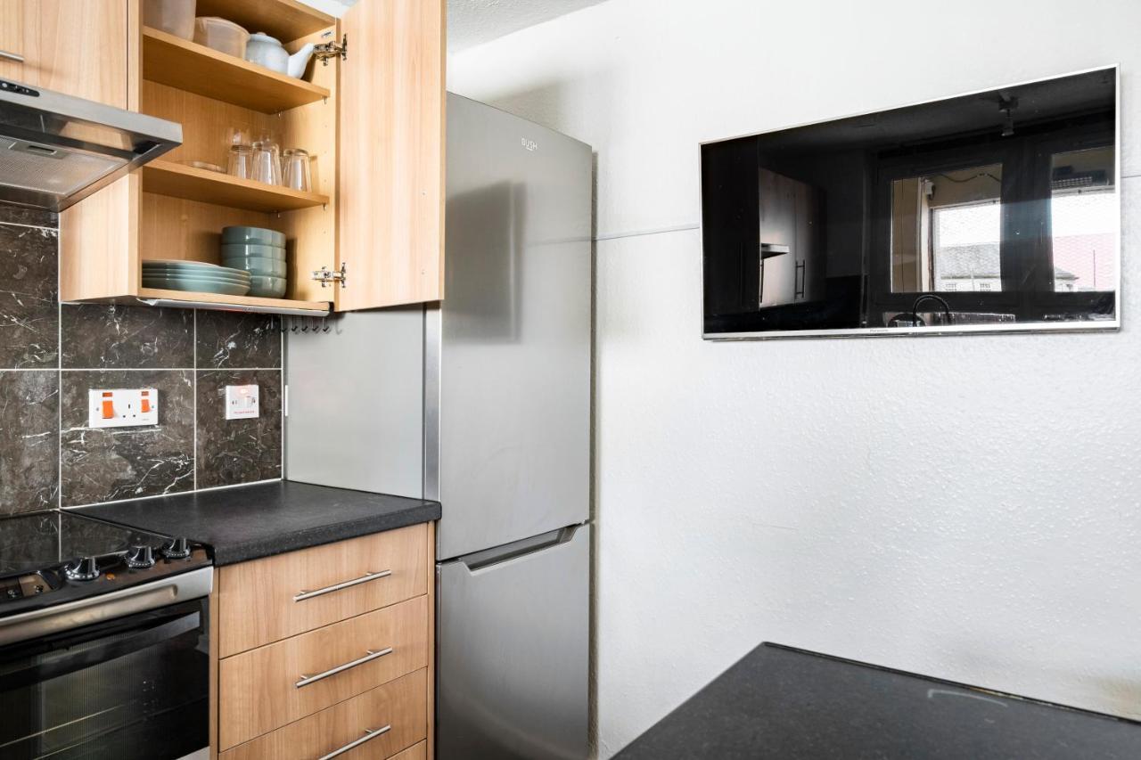 Lovely 1-Bedroom Property With Balcony In West End Glasgow Eksteriør billede
